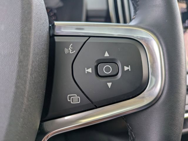 Used 2025 Volvo XC40 B5 Ultra w/ Climate Package AWD/4WD image 19