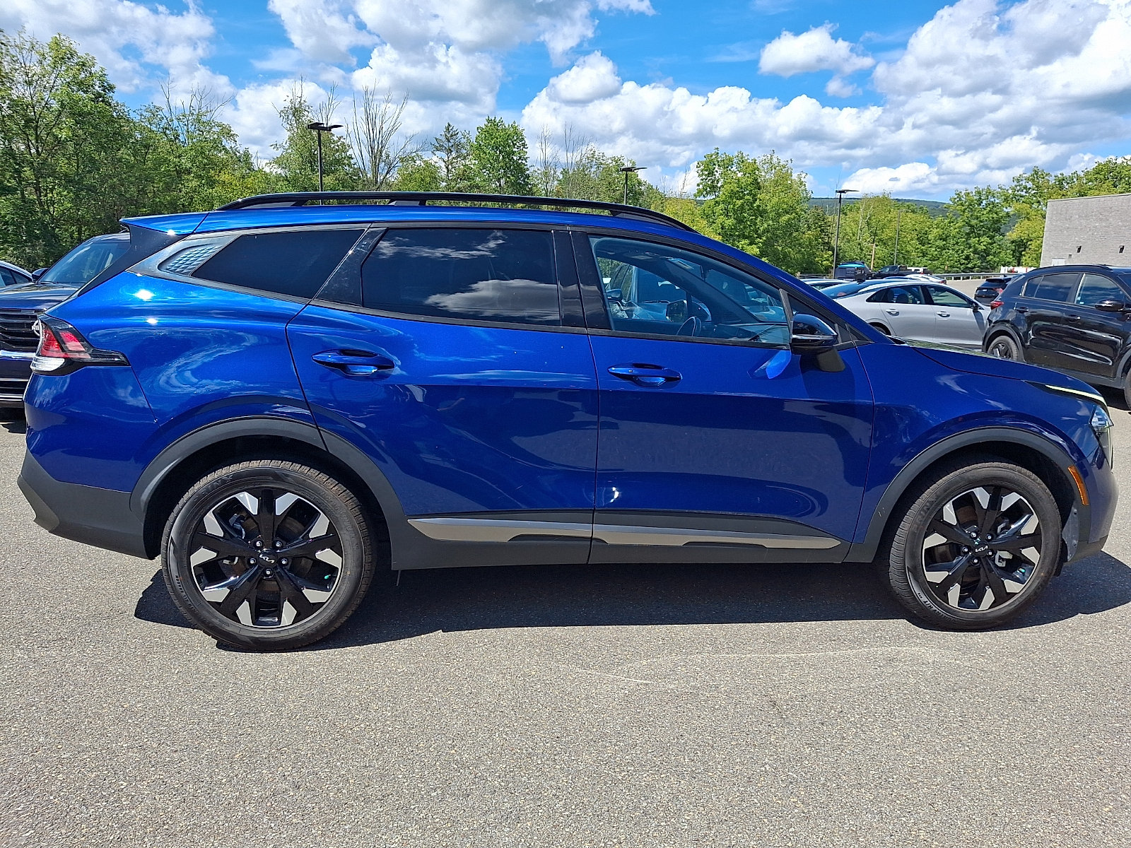 Used 2023 Kia Sportage X-Line w/ X-Line Premium Package AWD/4WD image 7