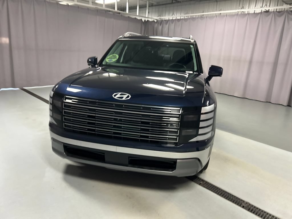 Used 2026 Hyundai Palisade Limited AWD/4WD image 2