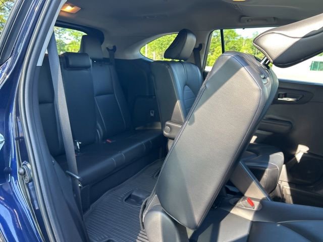 Used 2021 Toyota Highlander XLE AWD/4WD image 36