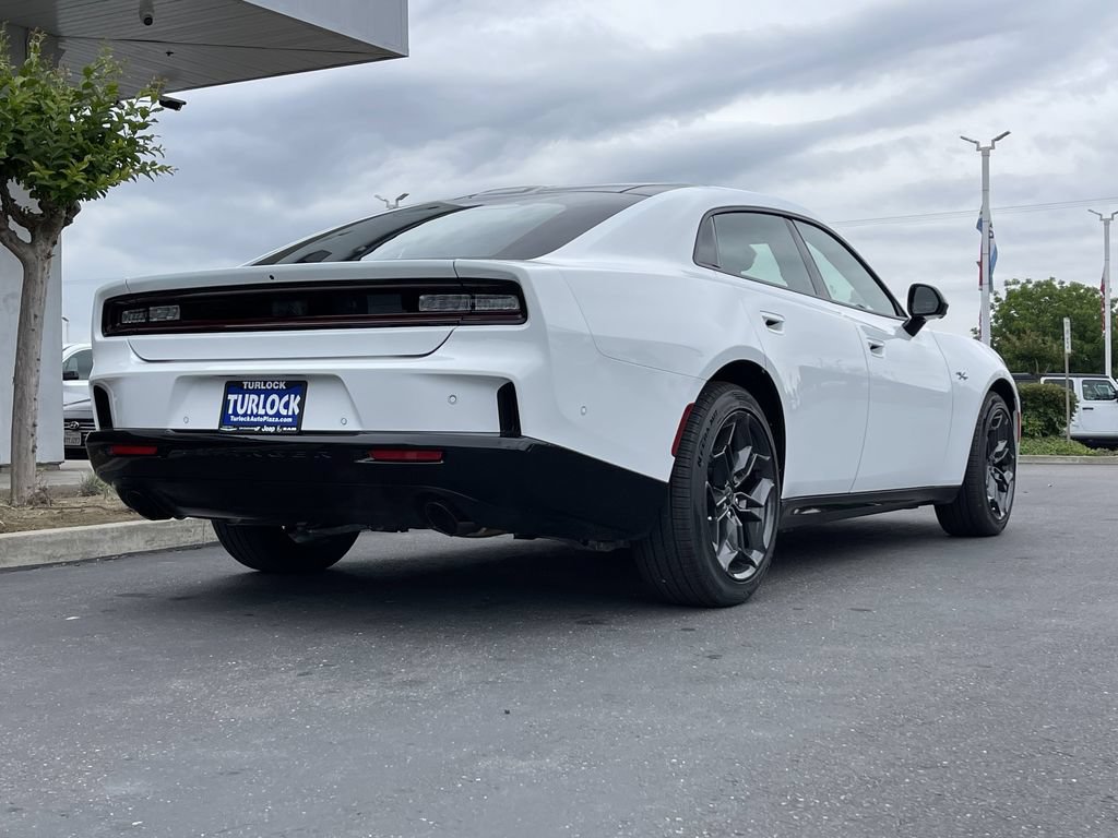 New 2026 Dodge Charger R/T AWD/4WD image 8