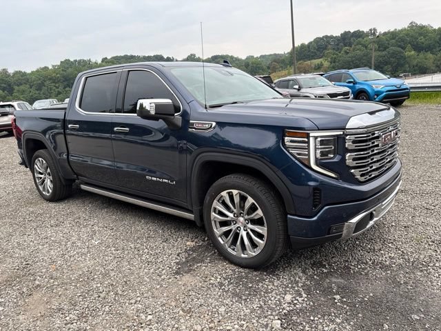 Used 2023 GMC Sierra 1500 Denali w/ Denali Reserve Package AWD/4WD image 7
