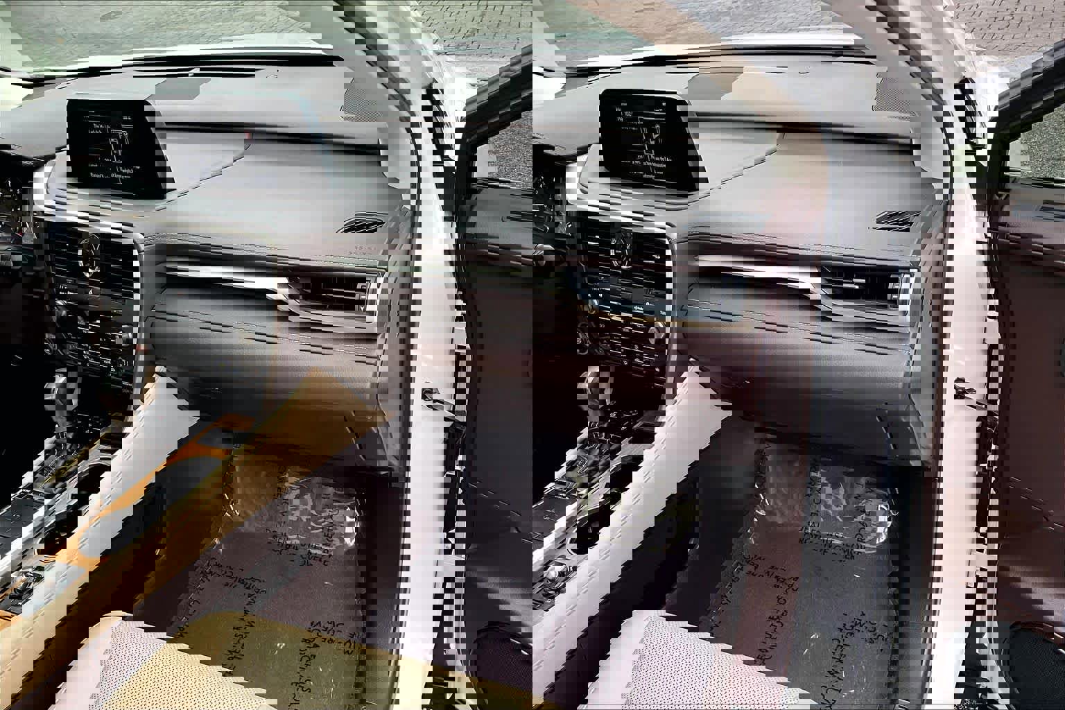 Used 2020 Lexus RX 350L image 17