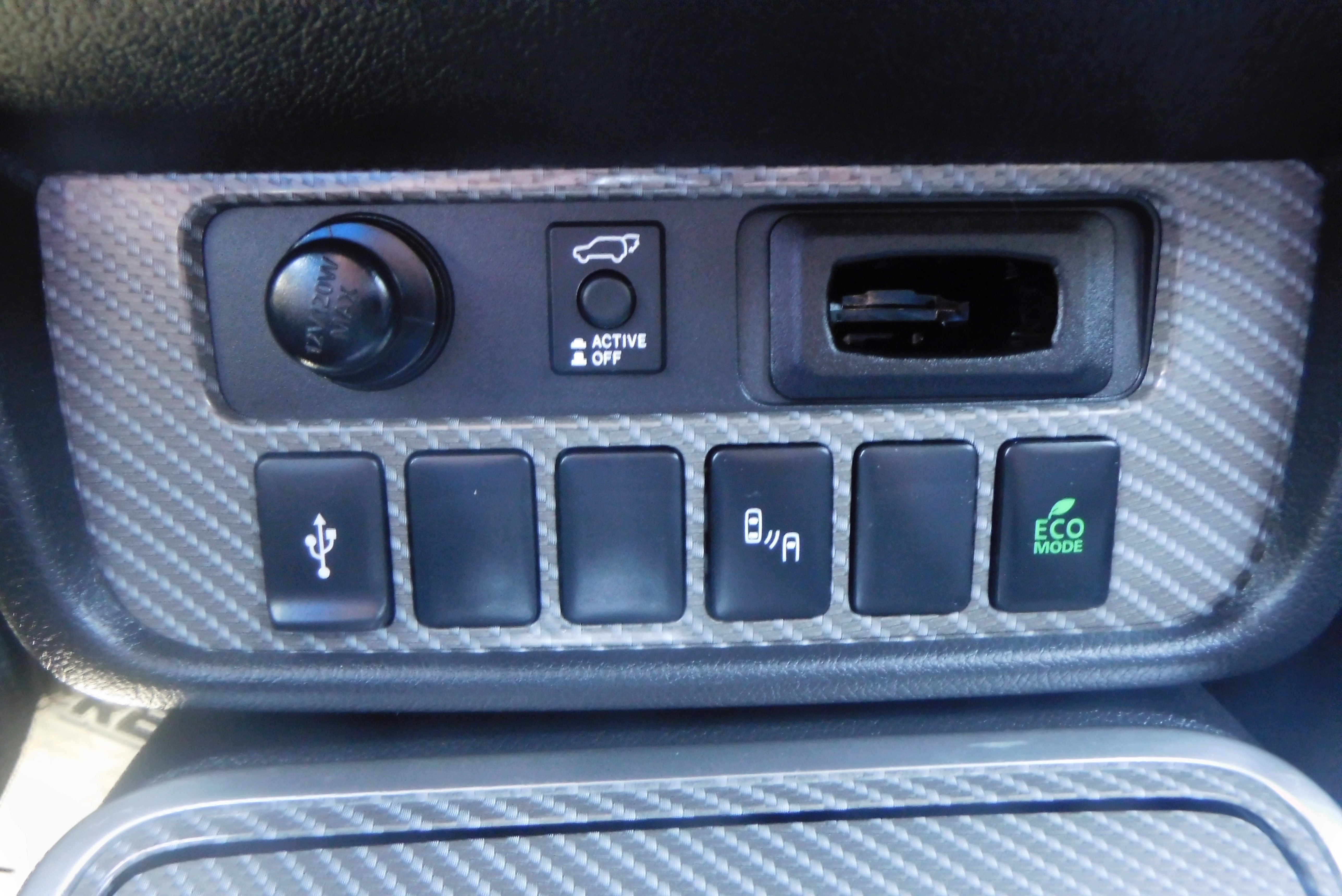 Used 2022 Mitsubishi Outlander SEL image 25