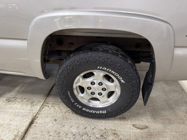 Used 2004 Chevrolet Silverado 1500 4x4 Extended Cab w/ Light Duty Power Package image 7