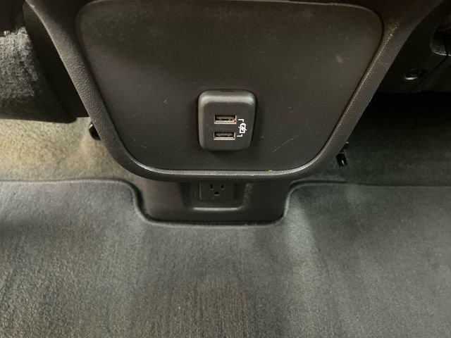 Used 2024 GMC Terrain SLT image 21