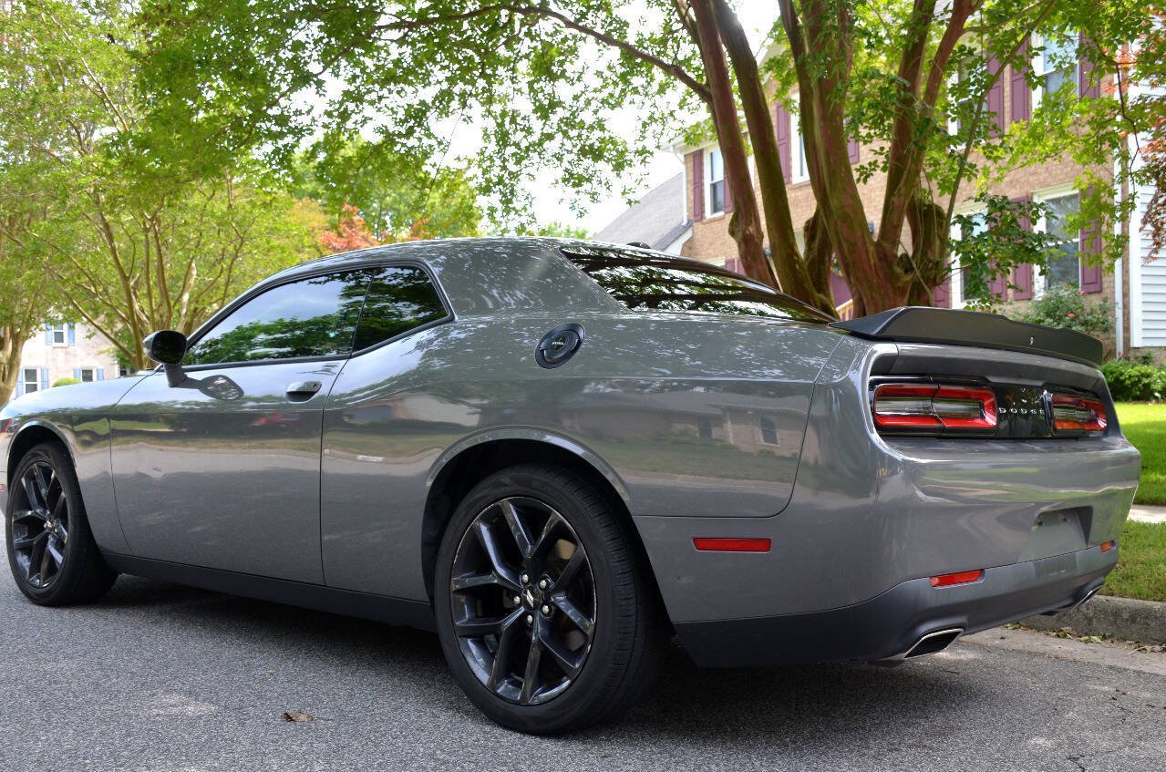 Used 2019 Dodge Challenger SXT w/ Blacktop Package RWD image 9