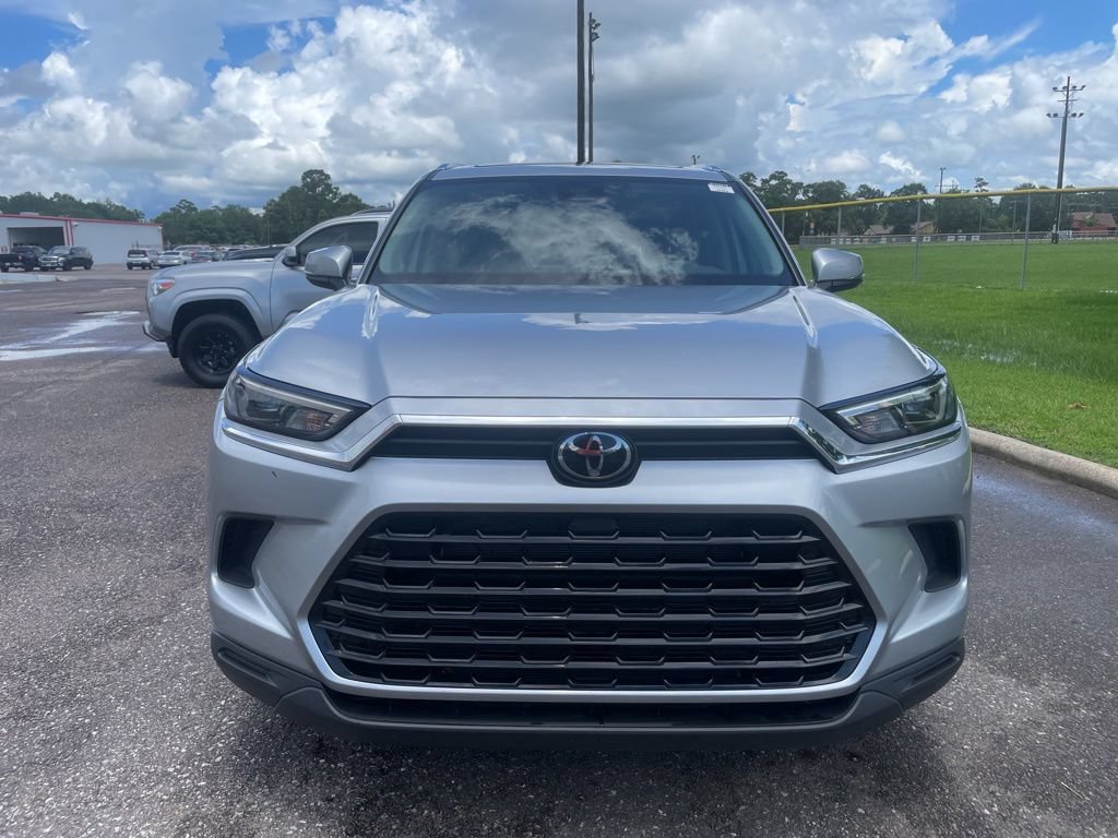 Used 2026 Toyota Grand Highlander AWD image 2