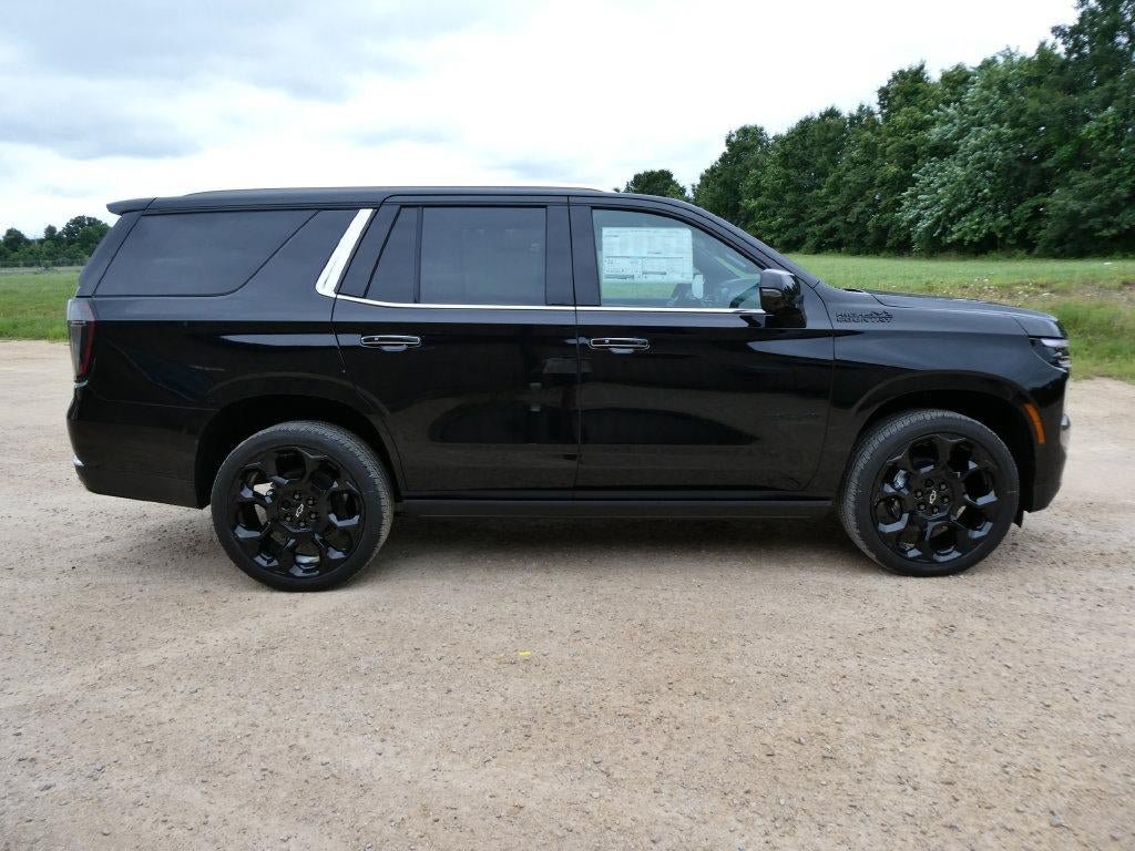 New 2026 Chevrolet Tahoe High Country AWD/4WD image 3