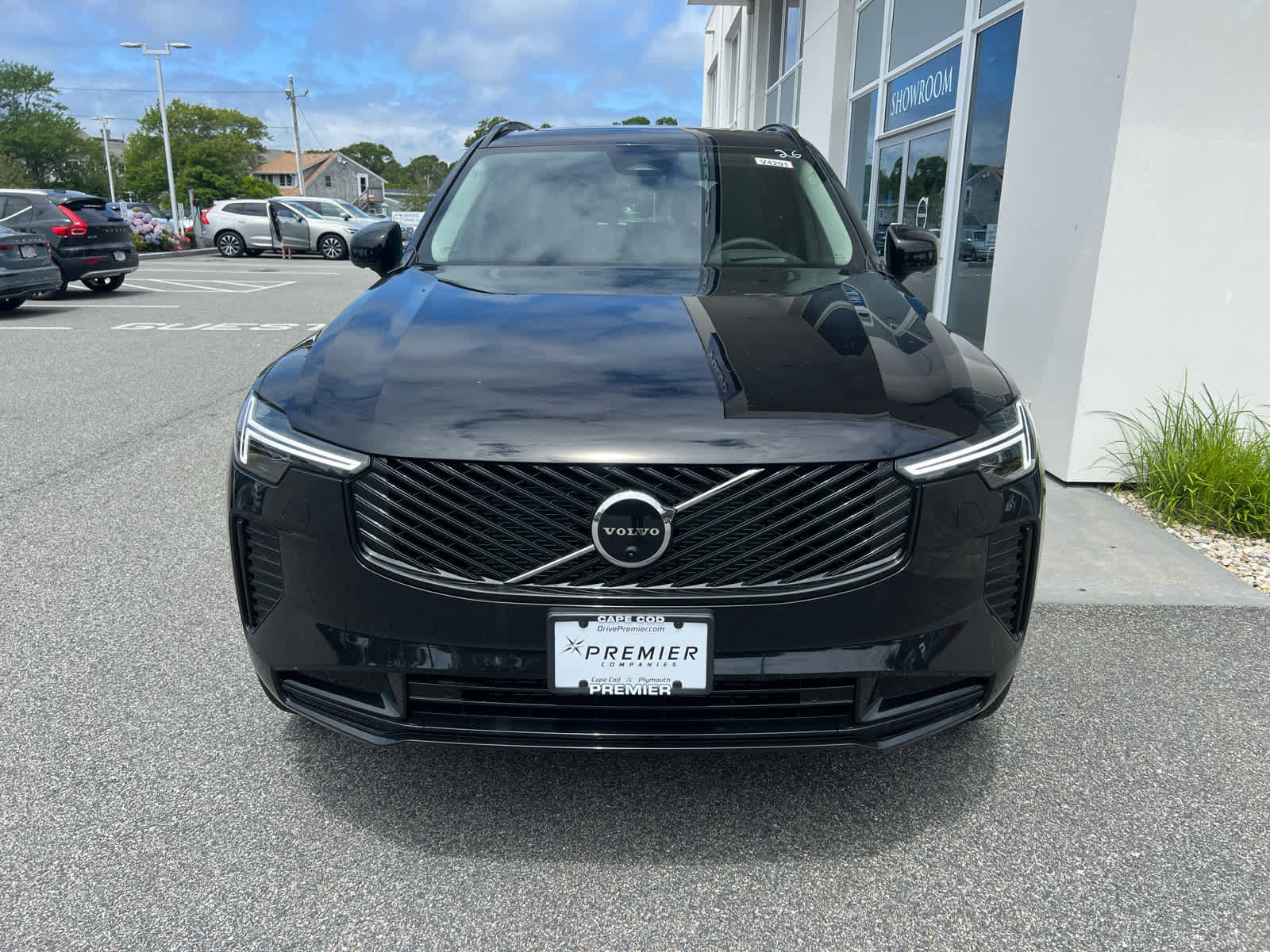 New 2026 Volvo XC90 B6 Ultra w/ Protection Package Premier image 3