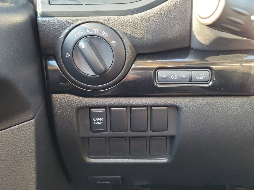 Used 2024 Nissan Titan SV w/ Accessory Utility Package image 26