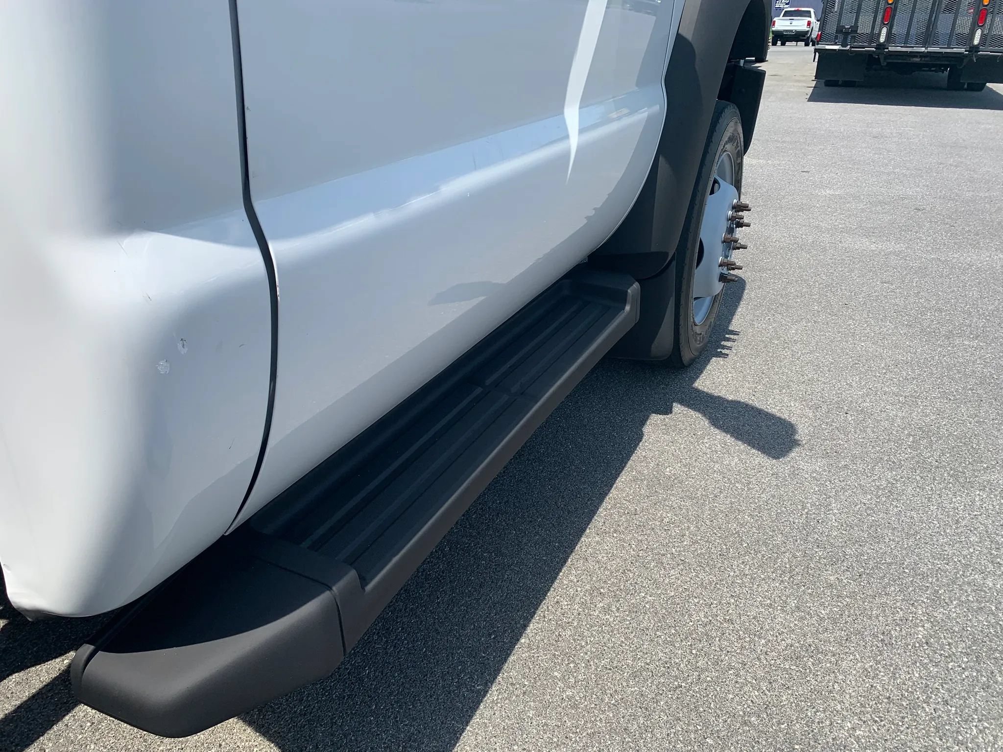 Used 2015 Ford F550 4x4 Regular Cab Super Duty image 22