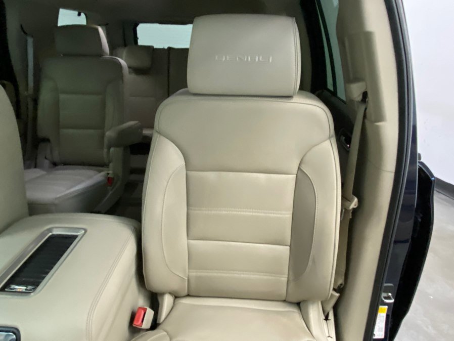 Used 2019 GMC Yukon Denali w/ Denali Ultimate Package image 22
