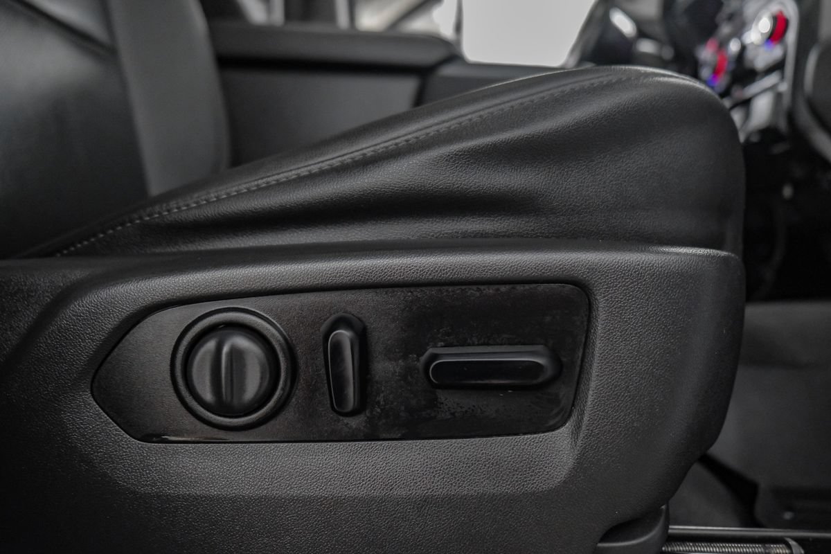 Used 2021 Chevrolet Silverado 1500 LTZ RWD image 32