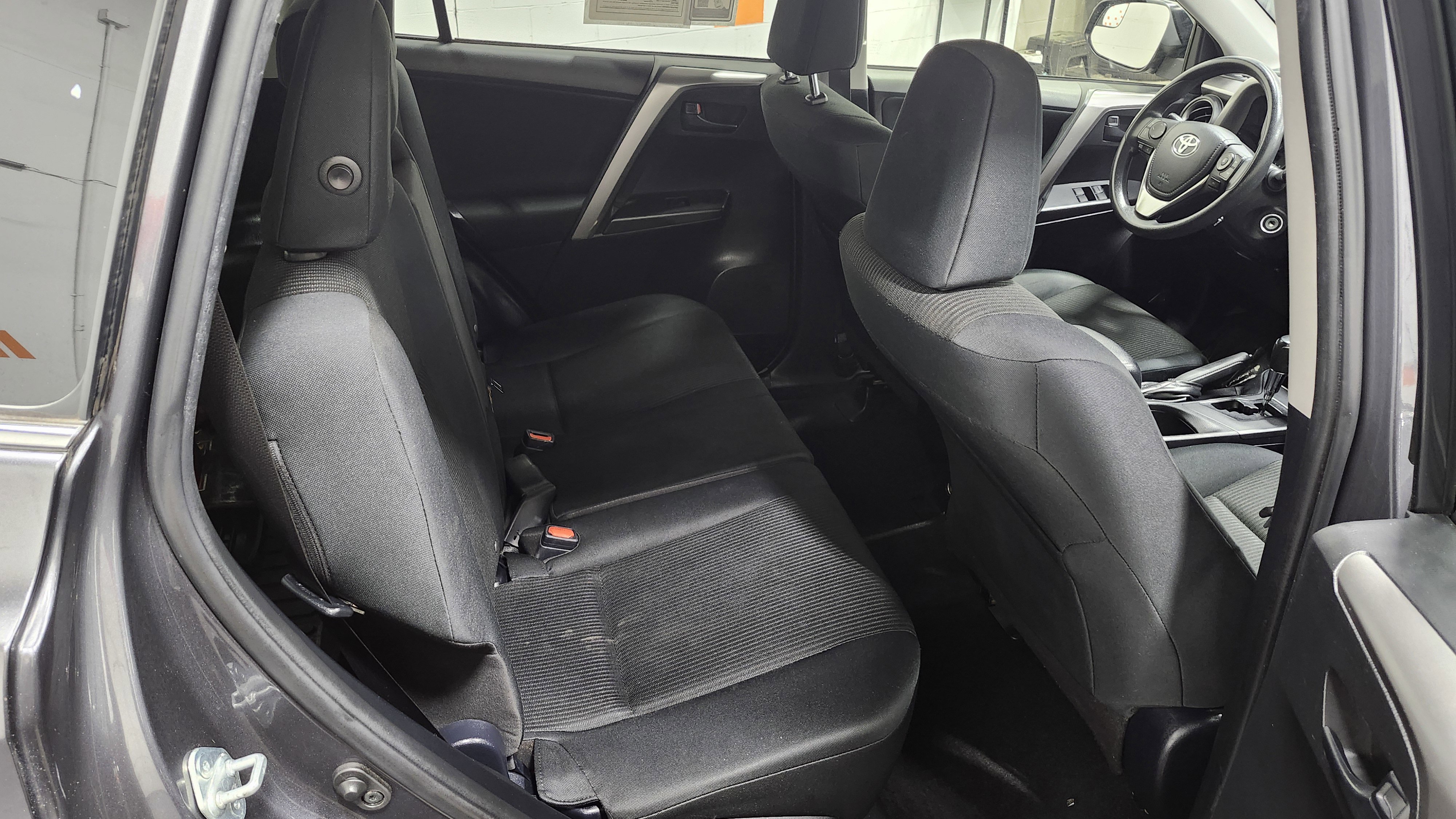 Used 2017 Toyota RAV4 LE w/ All Weather Liner Package image 17