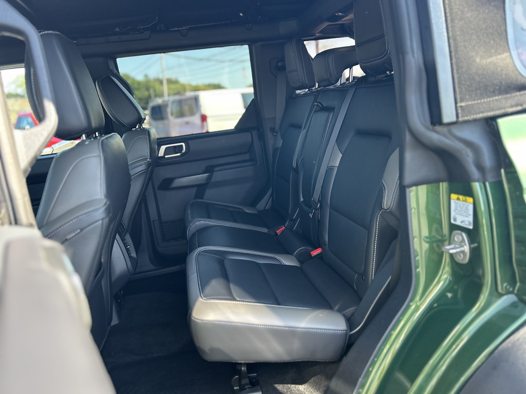 Used 2025 Ford Bronco Outer Banks w/ Sasquatch Package AWD/4WD image 10