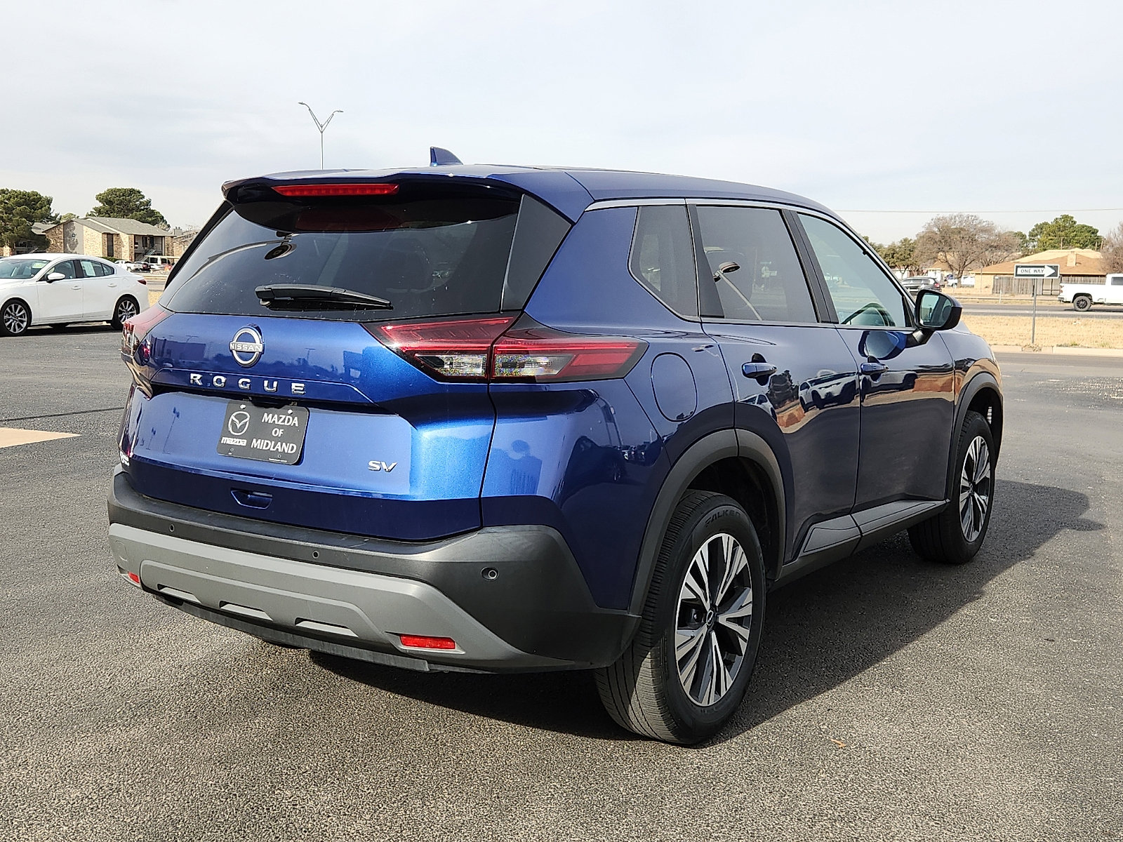 Used 2023 Nissan Rogue SV image 7
