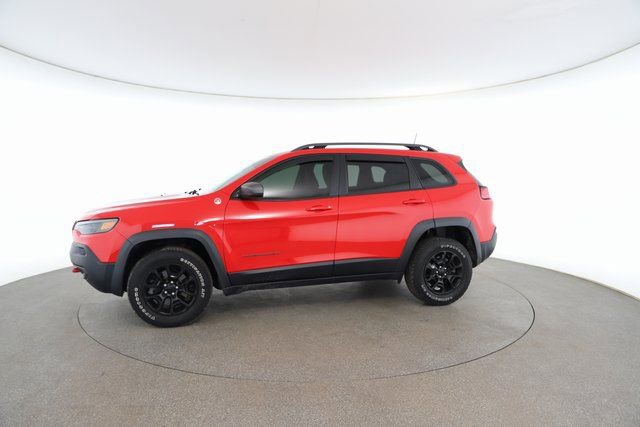 Used 2019 Jeep Cherokee Trailhawk w/ Cold Weather Group image 5