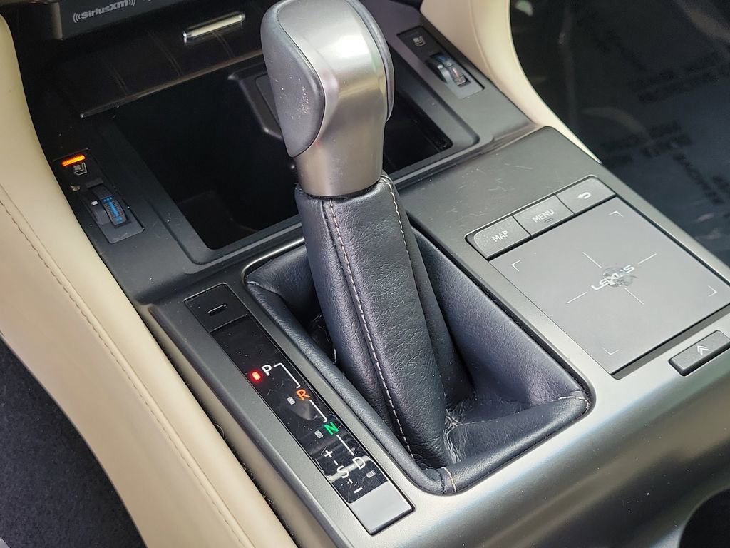 Used 2023 Lexus GX 460 Luxury w/ Accessory Package image 27