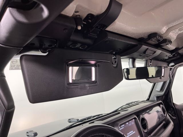 Used 2022 Jeep Gladiator Sport image 32