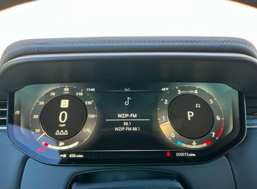 New 2025 Land Rover Range Rover Sport Dynamic SE image 21