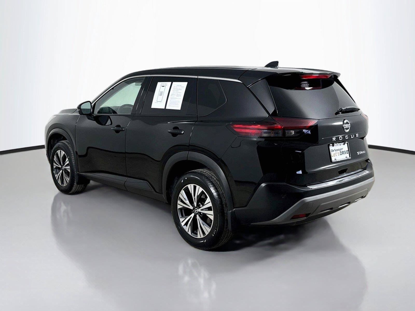 Used 2021 Nissan Rogue SV AWD/4WD image 10