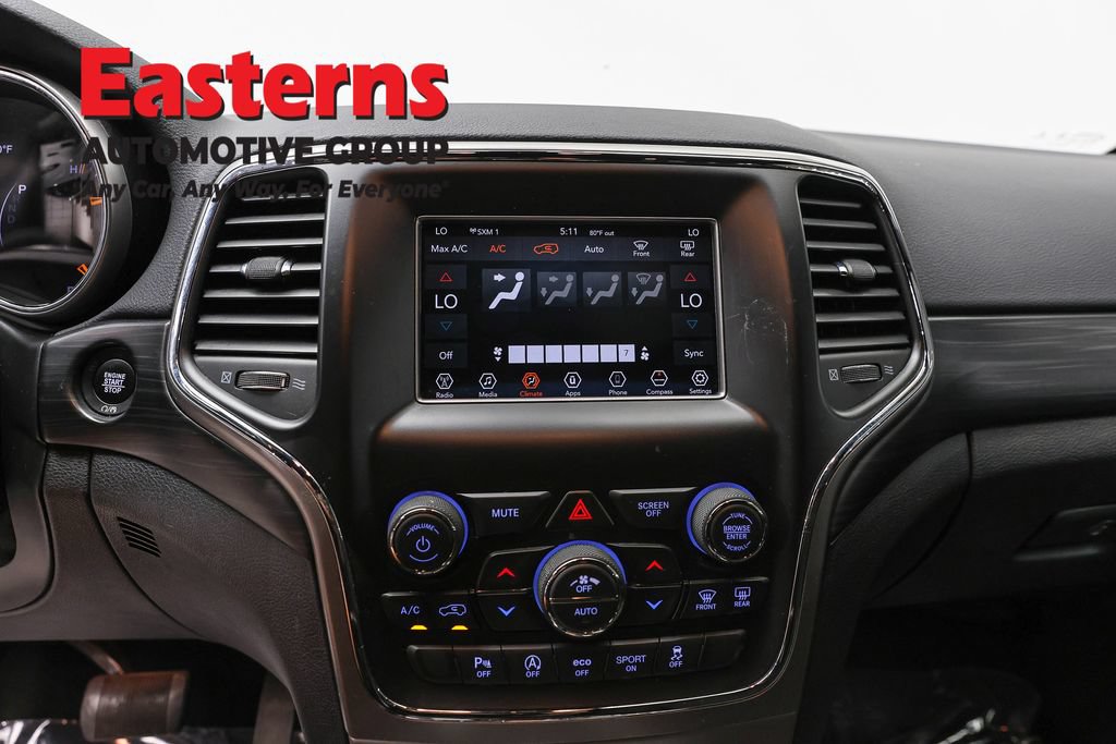 Used 2020 Jeep Grand Cherokee Laredo AWD/4WD image 10