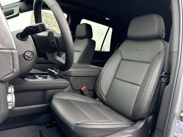New 2026 GMC Yukon Denali w/ Sun & Power Step Package image 13