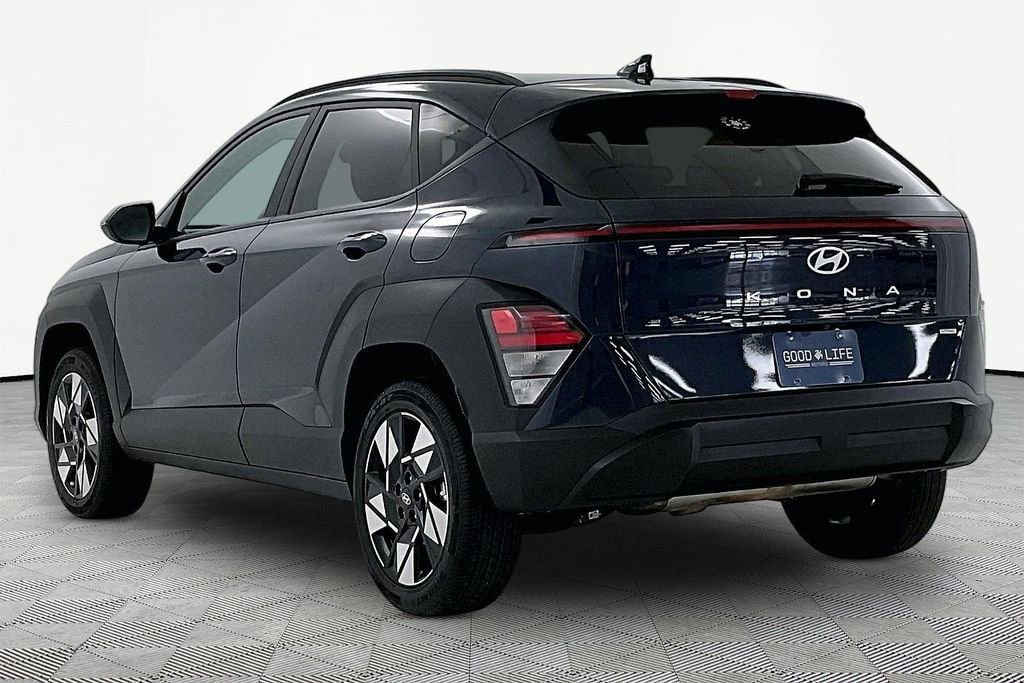 Used 2024 Hyundai Kona SEL image 4