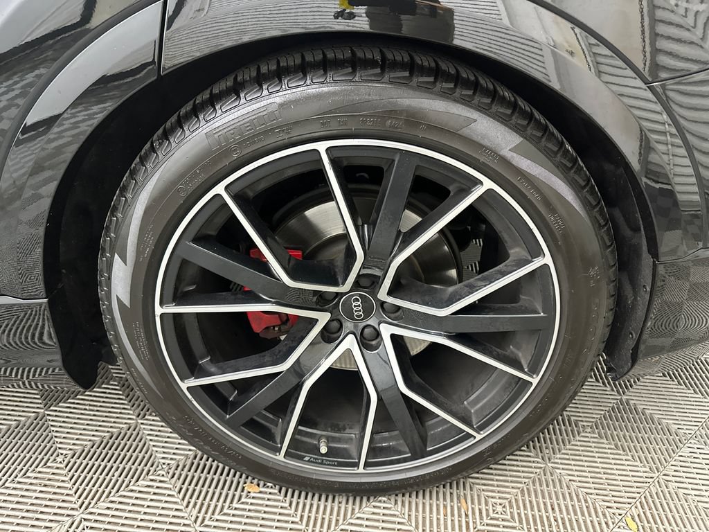 Used 2022 Audi SQ8 Prestige AWD/4WD image 23