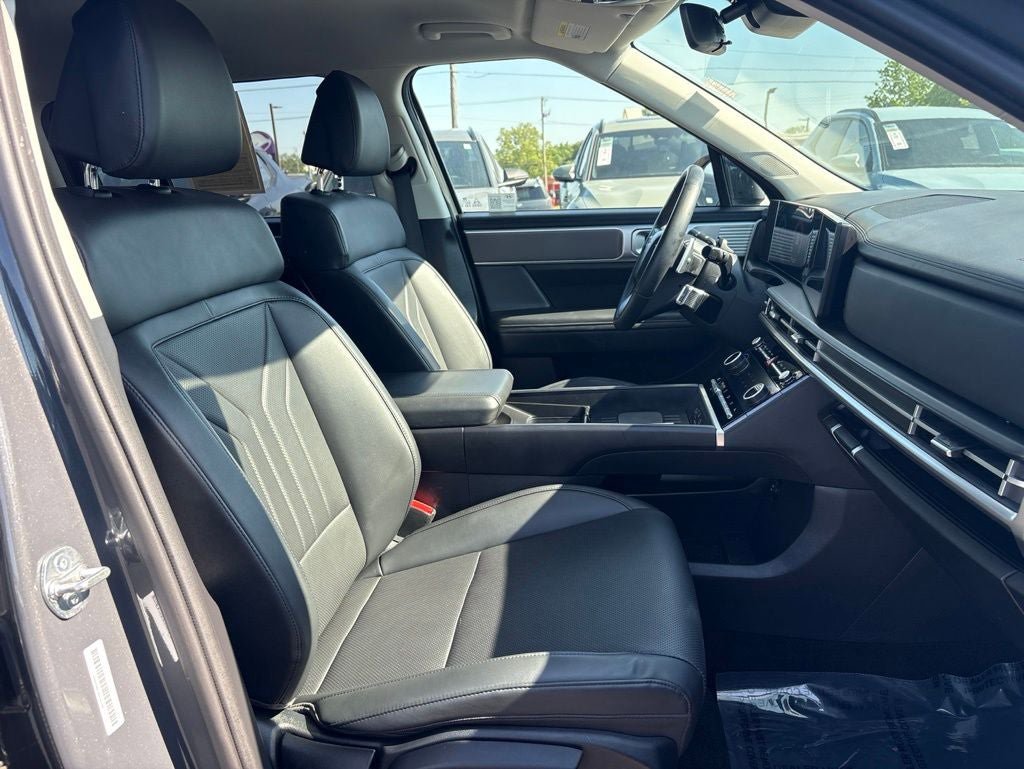 Certified 2025 Hyundai Santa Fe SEL FWD image 35