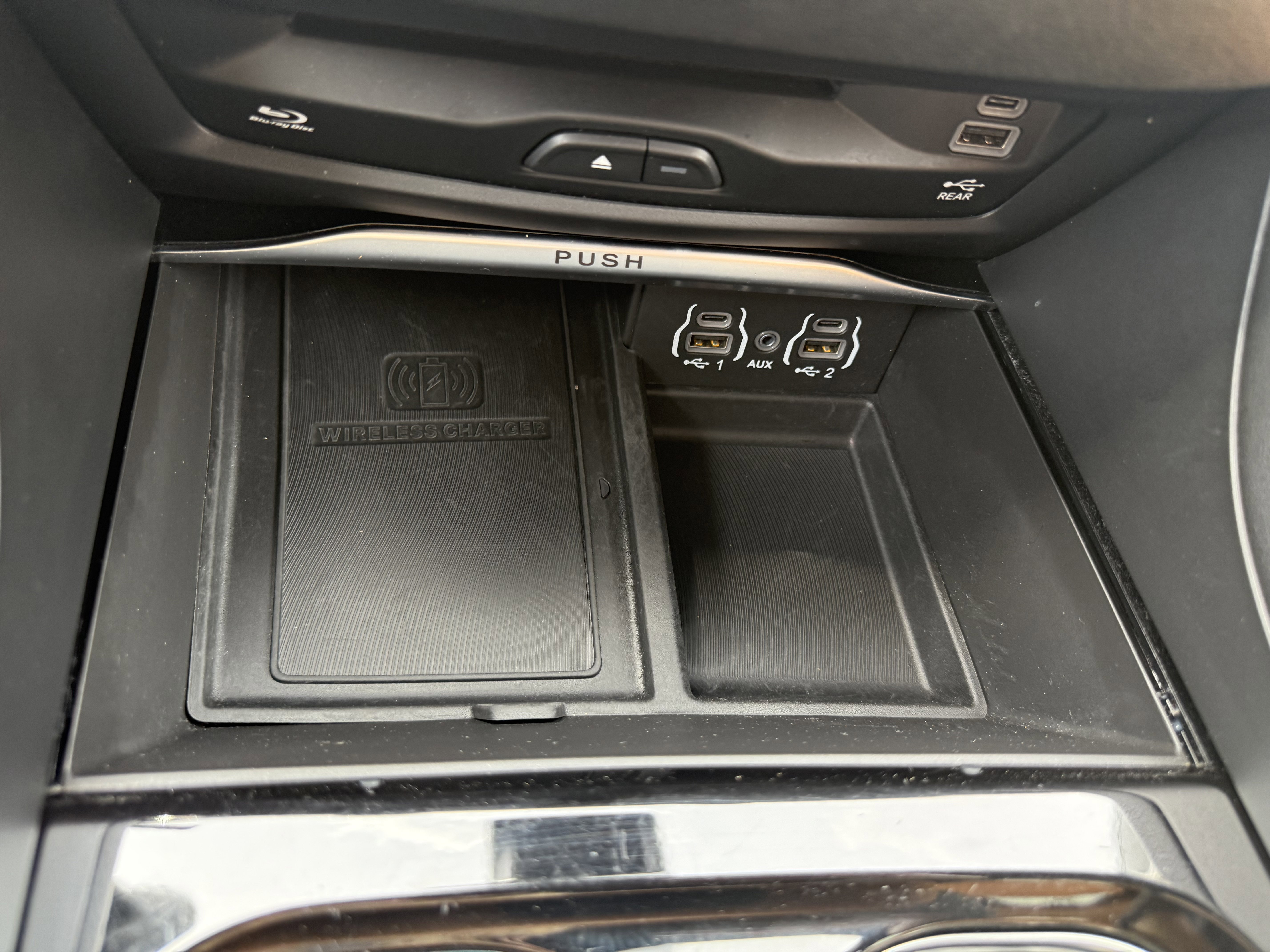 Used 2023 Chrysler Pacifica Pinnacle image 47