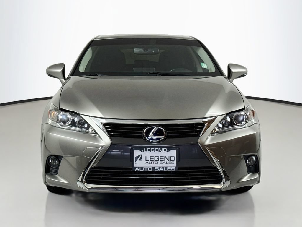 Used 2017 Lexus CT 200h FWD image 2