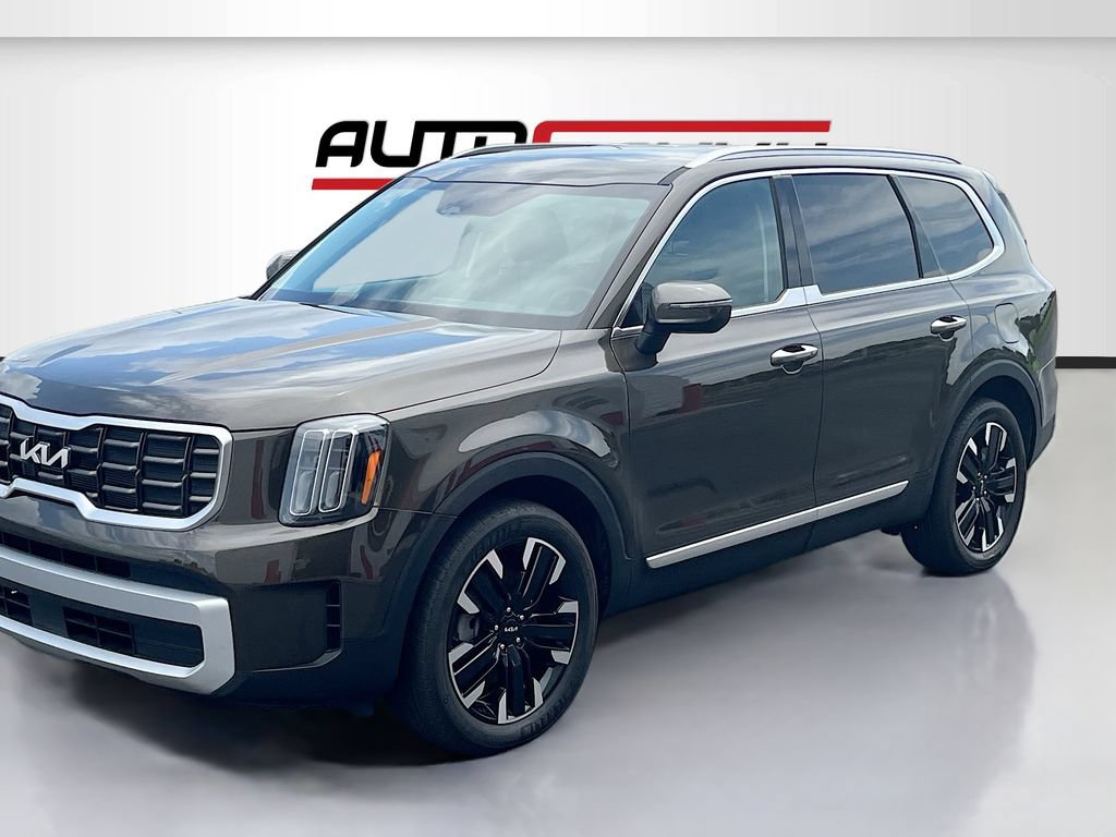 Used 2025 Kia Telluride S AWD/4WD image 3