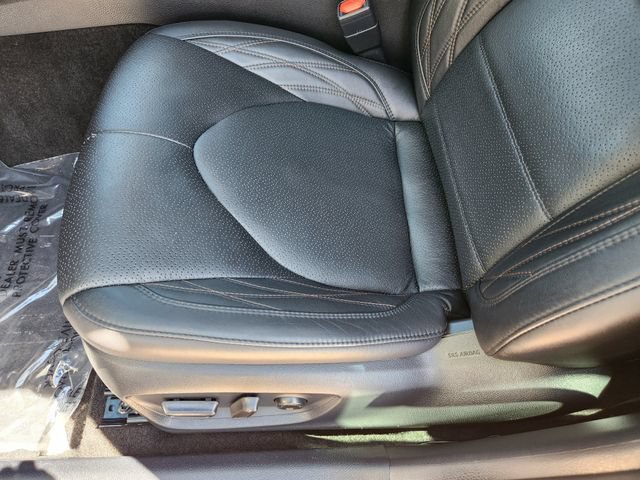 Used 2022 Toyota Avalon Limited w/ Advanced Safety Package FWD image 22