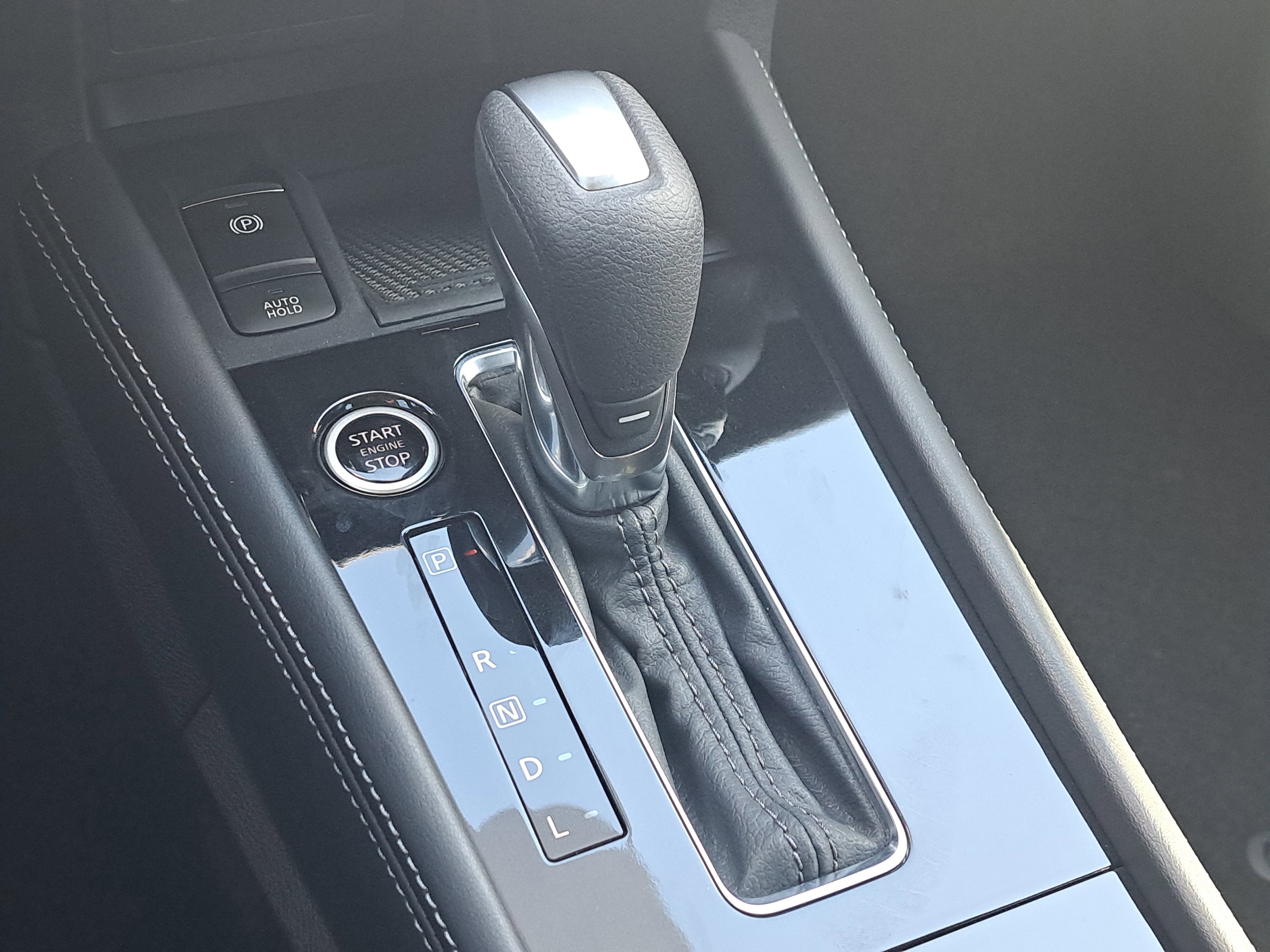 Certified 2023 Nissan Kicks SV image 31