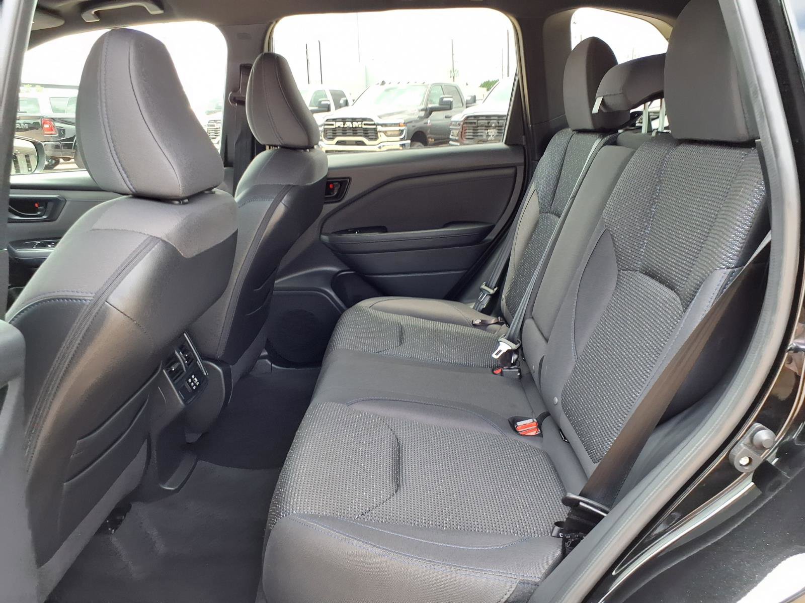 Certified 2025 Subaru Forester Premium AWD/4WD image 19