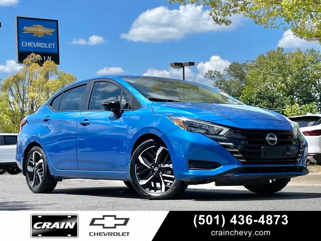 Used 2023 Nissan Versa SR w/ Trunk Package FWD image 1