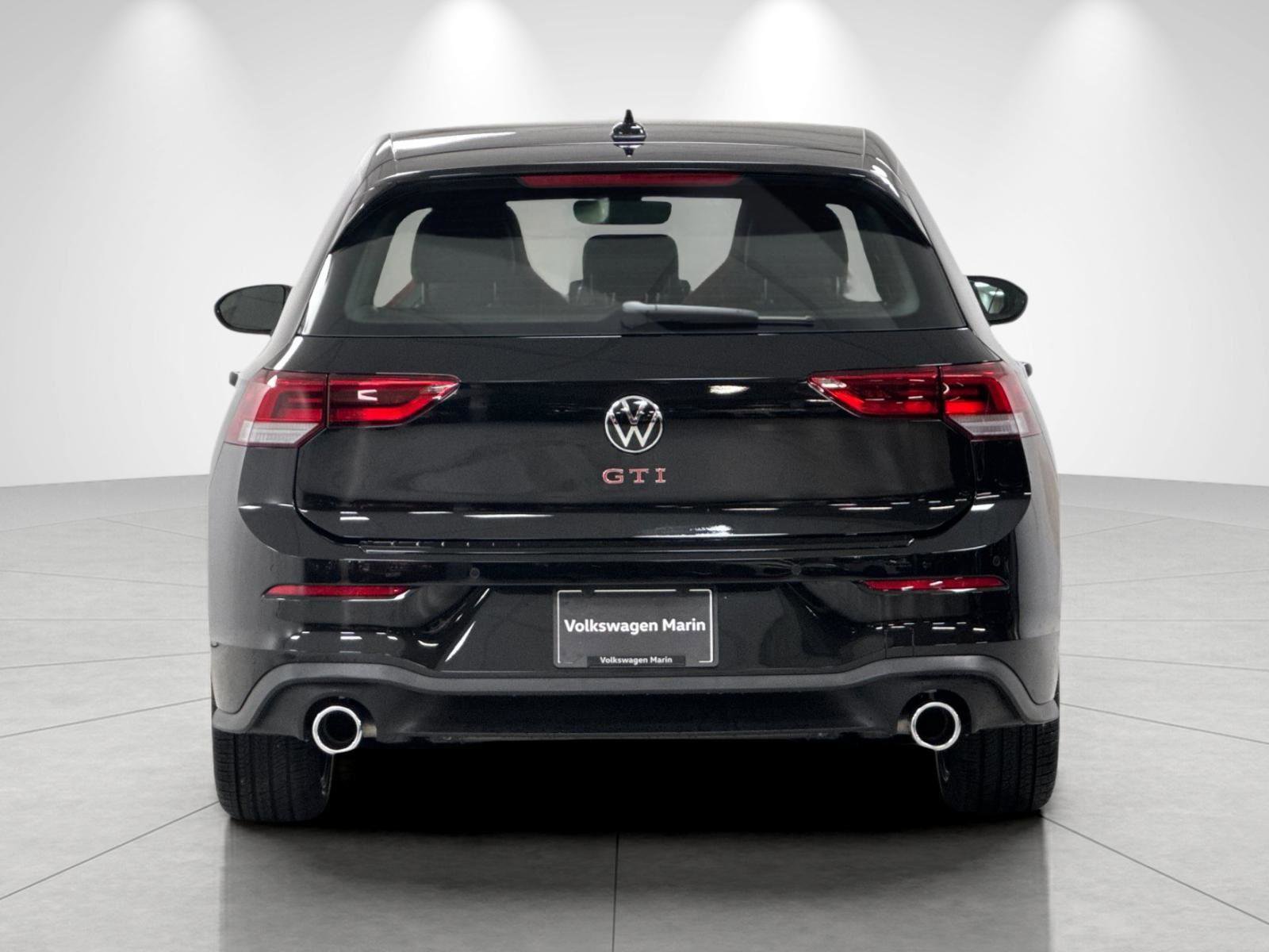 New 2026 Volkswagen GTI SE FWD image 4