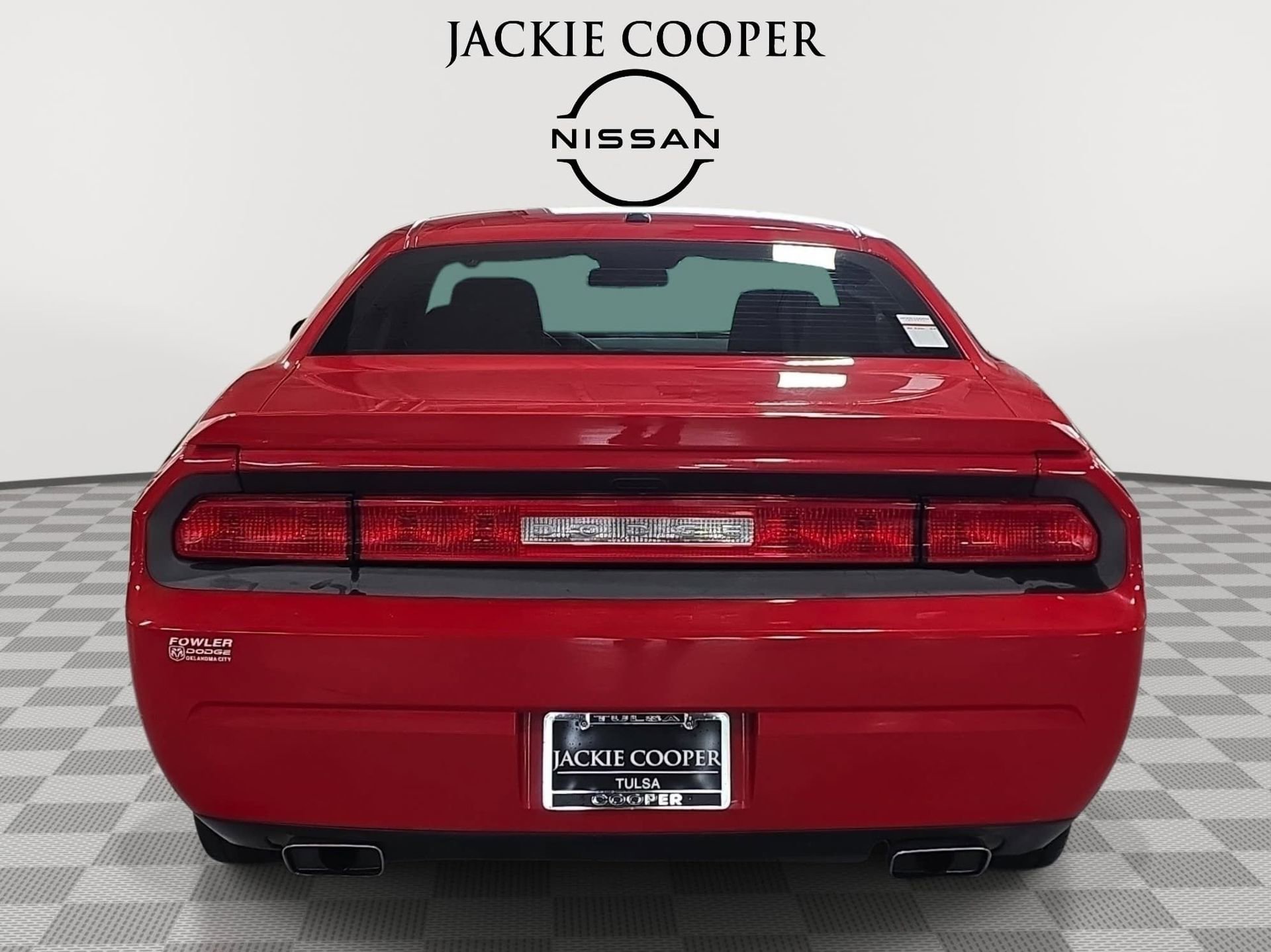 Used 2014 Dodge Challenger SXT w/ Super Sport Group (SS/T) image 6