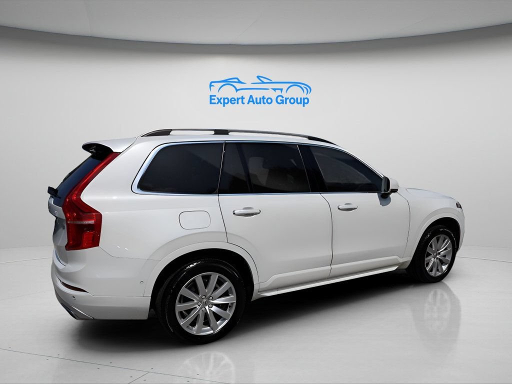 Used 2018 Volvo XC90 T6 Momentum w/ Convenience Package AWD/4WD image 7