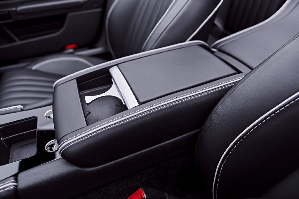 Used 2016 Aston Martin DB9 GT RWD image 73