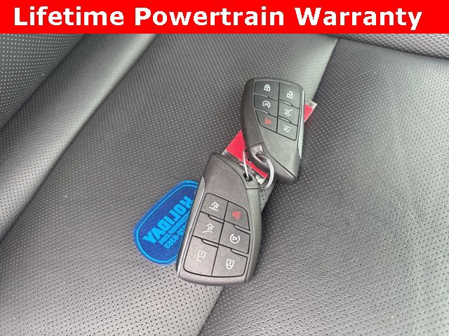 Used 2024 Chevrolet Suburban RST w/ Luxury Package image 9