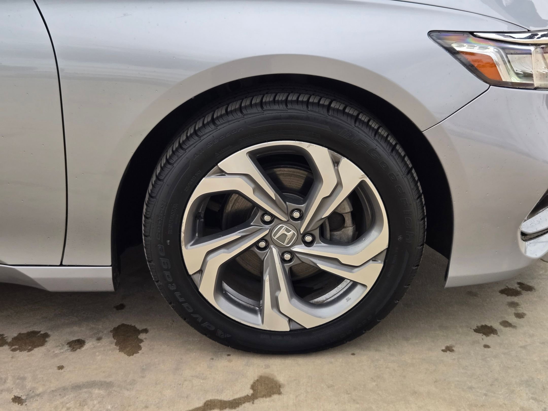 Used 2020 Honda Accord EX image 31