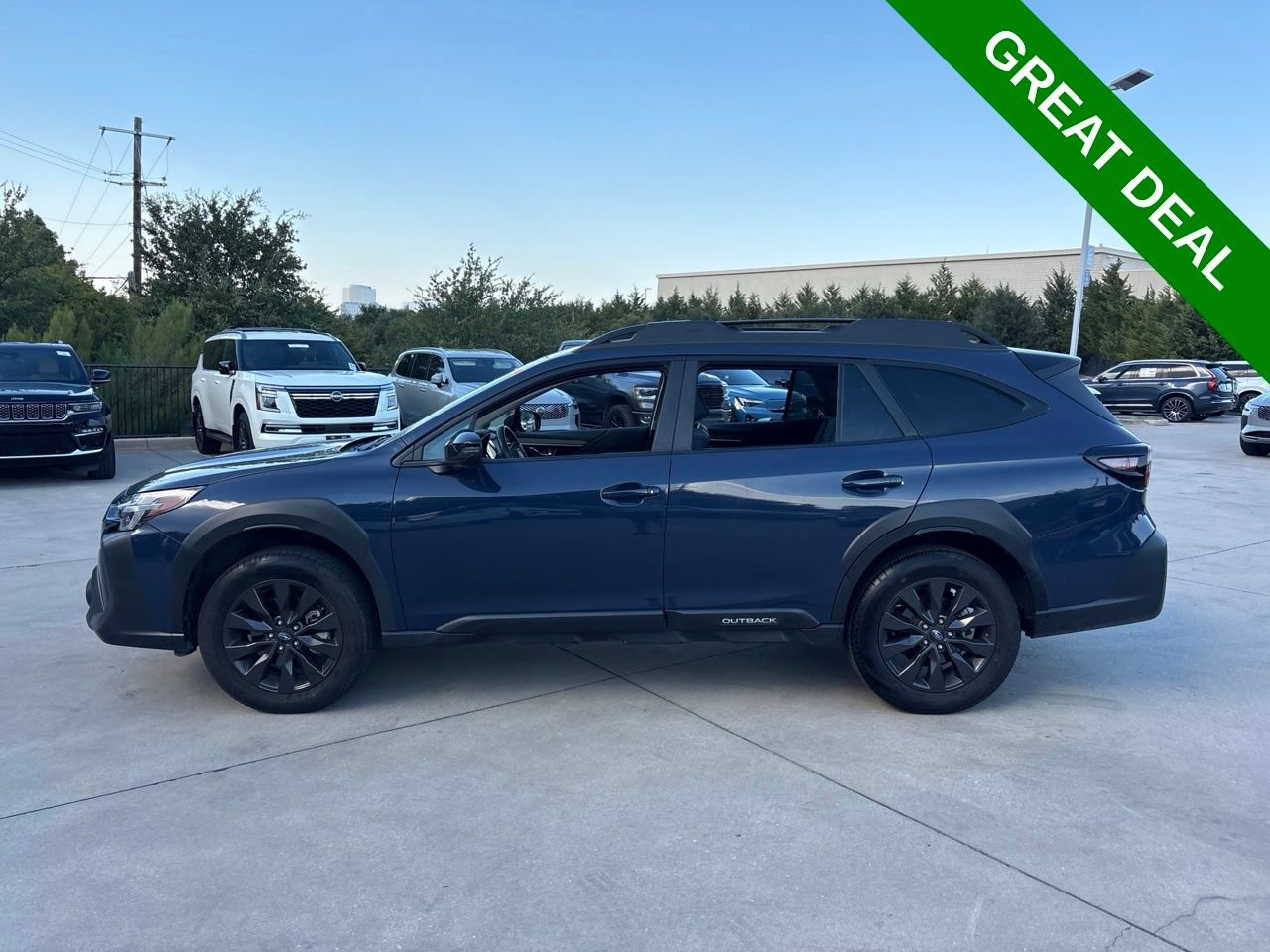 Used 2025 Subaru Outback Onyx Edition AWD/4WD image 8