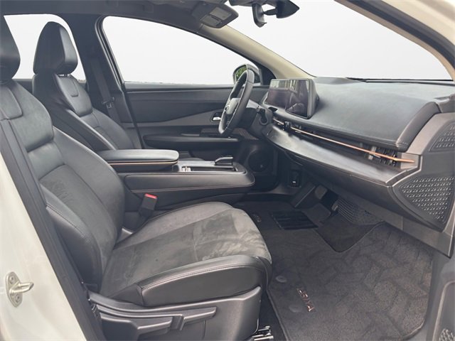 Used 2025 Nissan Ariya FWD image 15