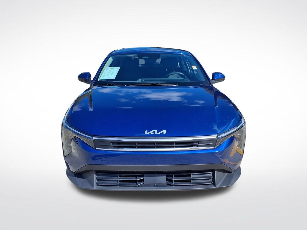 Used 2025 Kia K4 FWD image 2