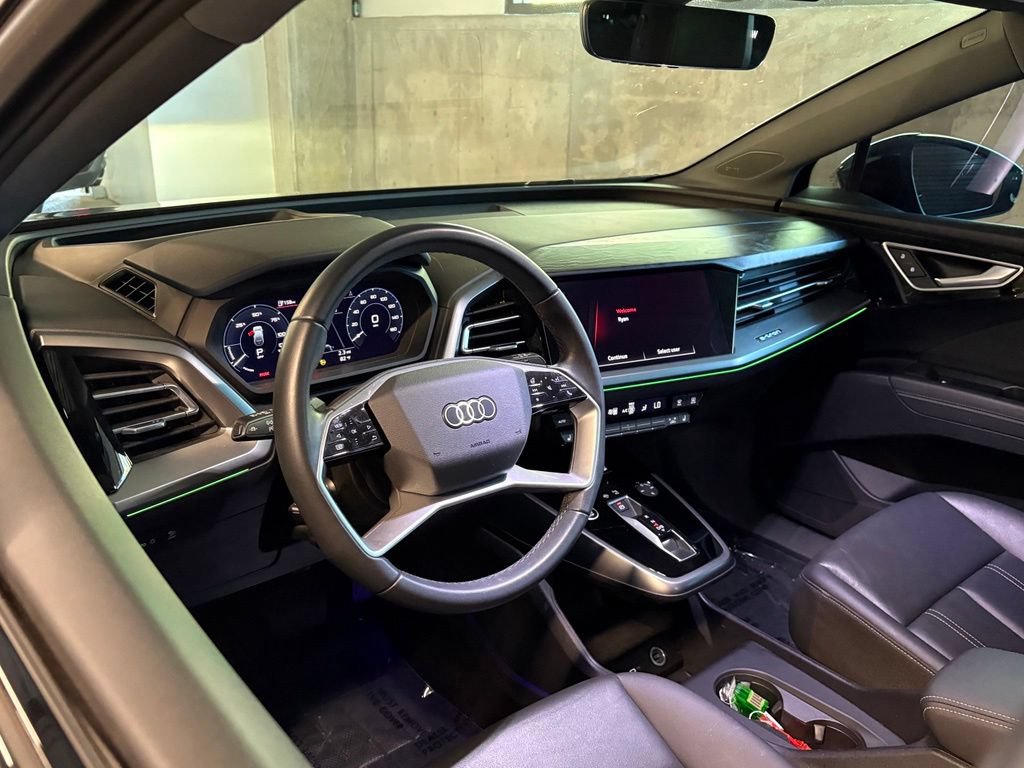 Used 2024 Audi Q4 e-tron Prestige w/ Black Optic Package AWD/4WD image 4