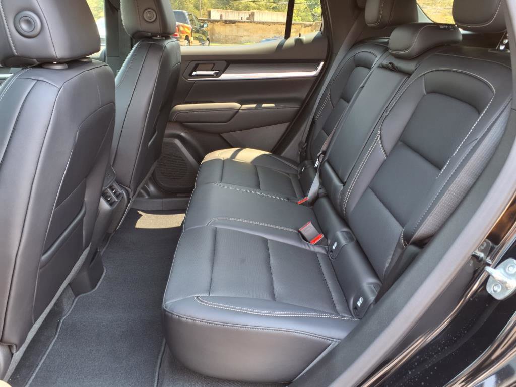 New 2026 GMC Terrain Elevation w/ Elevation Premium Package image 12