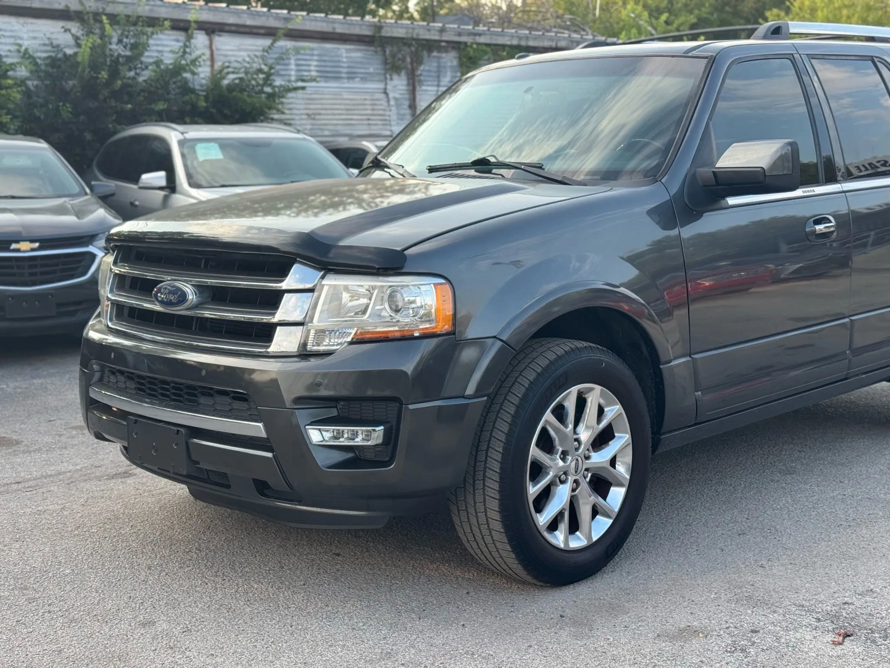 Used 2015 Ford Expedition Limited w/ Equipment Group 301A RWD image 6